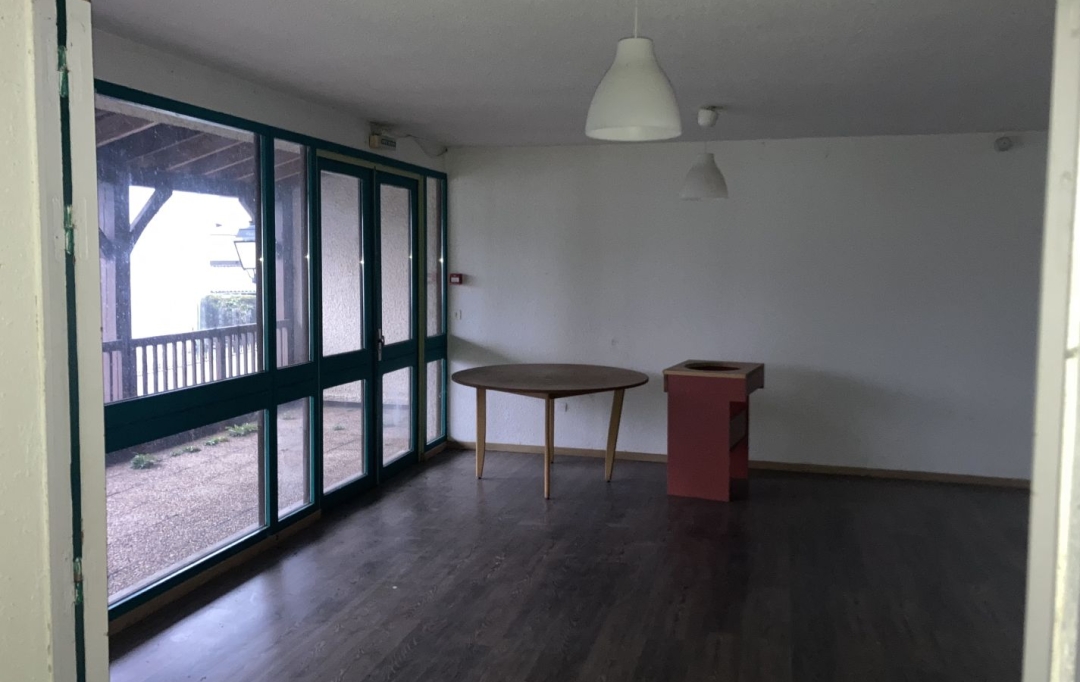 Annonces TARBES : Appartement | TARBES (65000) | 85 m2 | 58 500 € 